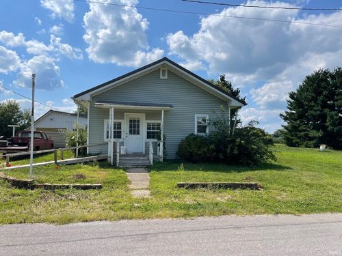 325 N 1st St, Edwardsport, IN, 47528-8200 | Card Image