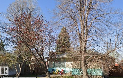 9216 169 St Nw, Edmonton, AB, T5R0A8 | Card Image