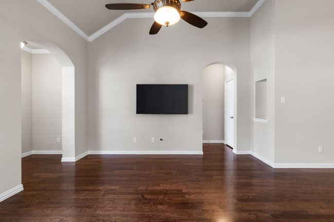 Flat screen tv in living room to convey | Image 24