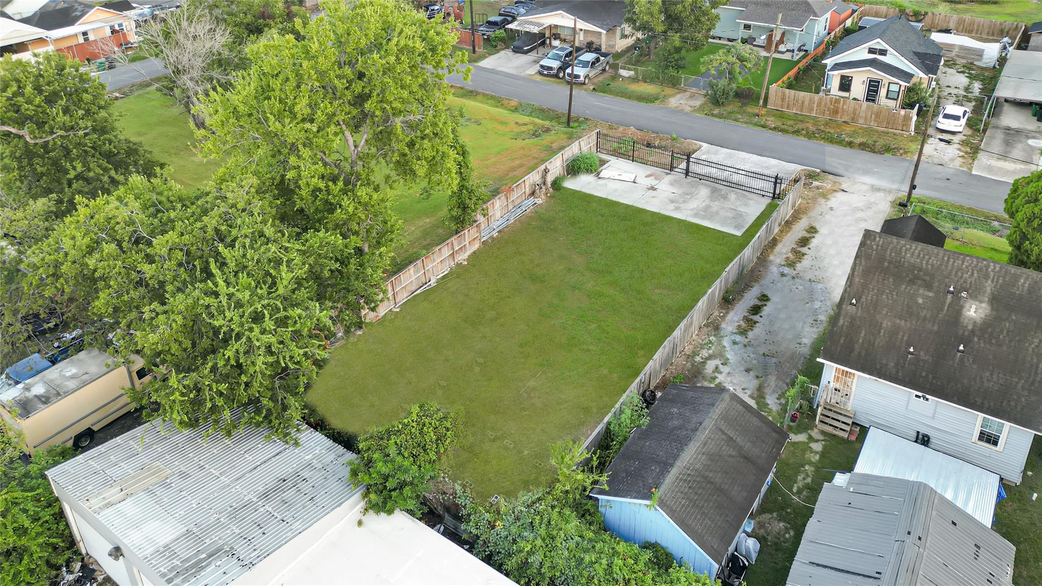 Land in Houston 5