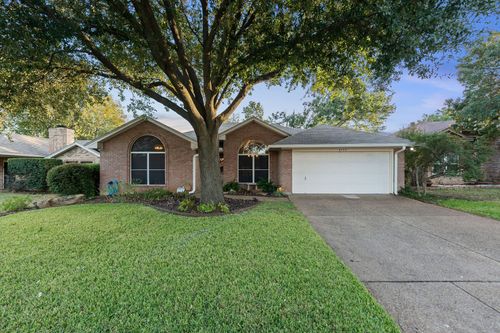 3753 Clear Brook Cir, Fort Worth, TX, 76123-1315 | Card Image