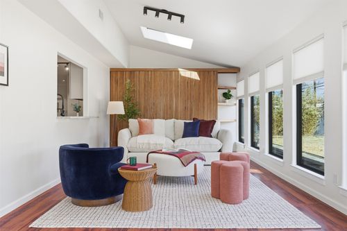 7501 Daugherty St, Austin, TX, 78757-1701 | Card Image