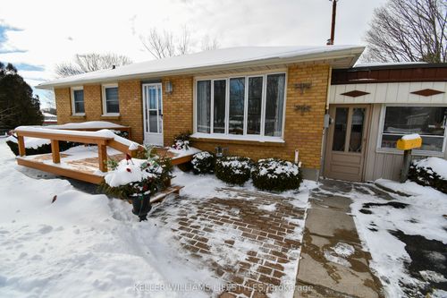 378 Carlow Rd, Port Stanley, ON, N5L1B6 | Card Image