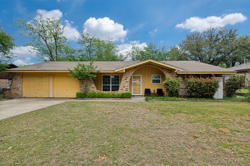 1008 Sherwood Dr, Bedford, TX, 76022-7717 | Card Image