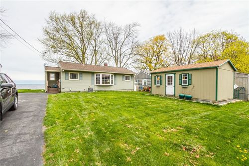 15631 Thompson Drive, Kendall, NY, 14477 | Card Image