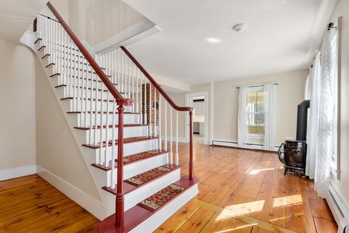 67 Demeritt Ave, Lee, NH, 03861-6314 | Card Image