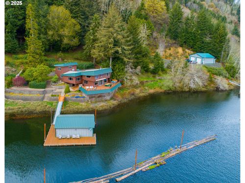 4081 S Tenmile Lk, Lakeside, OR, 97449-8642 | Card Image