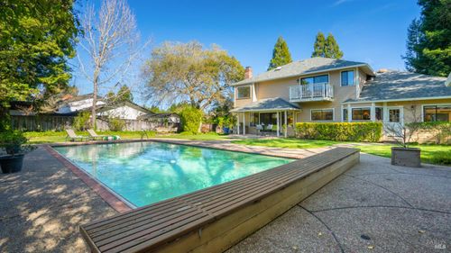 11 Saddlebrook Ct, Novato, CA, 94947-3843 | Card Image