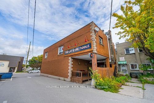 47-49 William St N, Lindsay, ON, K9V3Z9 | Card Image