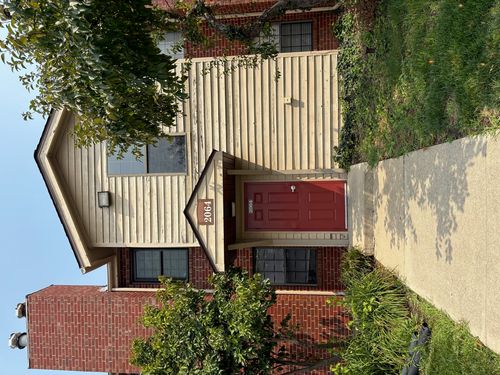 apt-108-2064 N Rand Rd, Palatine, IL, 60074-2560 | Card Image