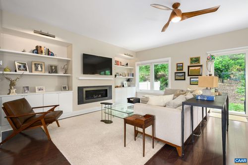 117 Roades Ct, CHARLOTTESVILLE, VA, 22902-5797 | Card Image