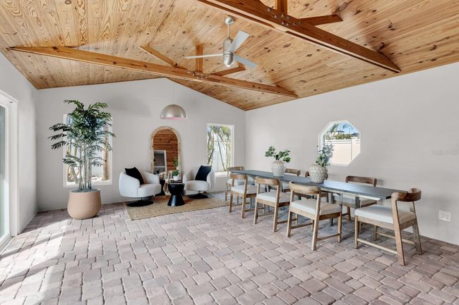 2740 E Vina Del Mar Blvd, House other with 4 bedrooms, 2 bathrooms and null parking in ST PETE BEACH FL | Image 4