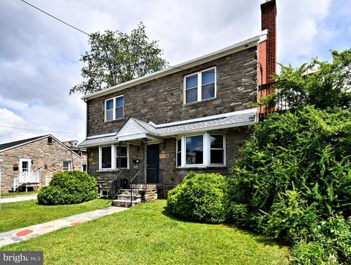 712 Macdade Blvd, Milmont Park, PA, 19033-3512 | Card Image