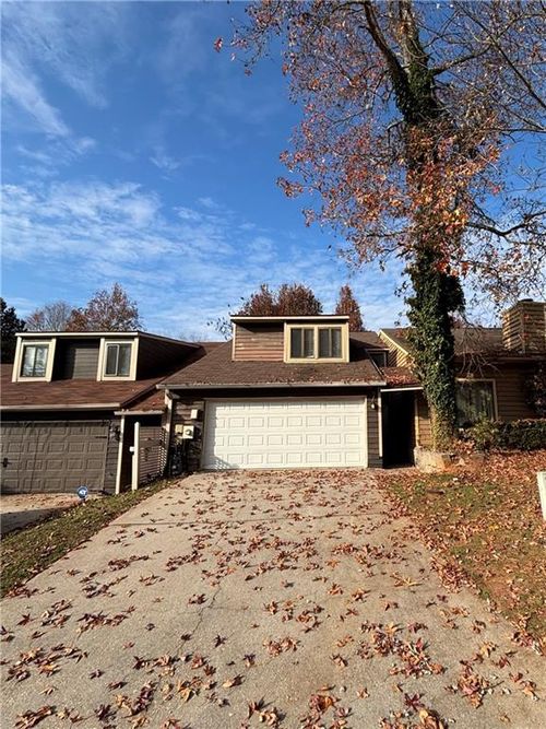 1595 Burnstone Dr, Stone Mountain, GA, 30088-3444 | Card Image