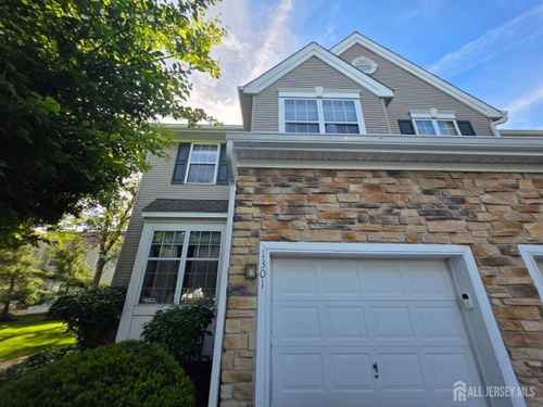 1301 Dahlia Cir, Dayton, NJ, 08810-1470 | Card Image