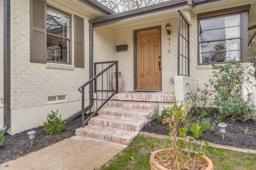 416 Lakeside Dr, Irving, TX, 75062-4618 | Card Image