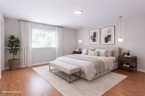 59-59 Se 3rd Ave, Hallandale Beach, FL, 33009-5571 | Card Image