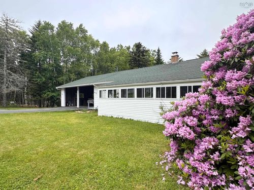 5662 Highway 325, West Clifford, NS, B4V8G8 | Card Image