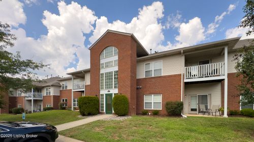 unit-101-9417 Magnolia Ridge Dr, Louisville, KY, 40291-6785 | Card Image