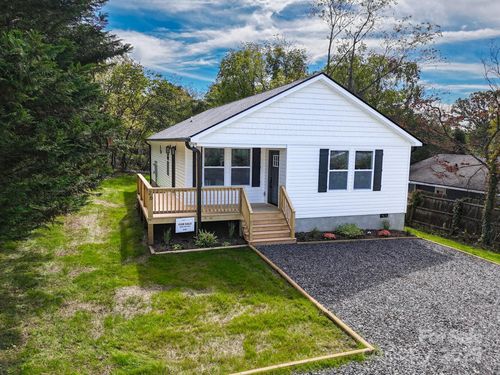 26 Crest Ave, Asheville, NC, 28803-1620 | Card Image