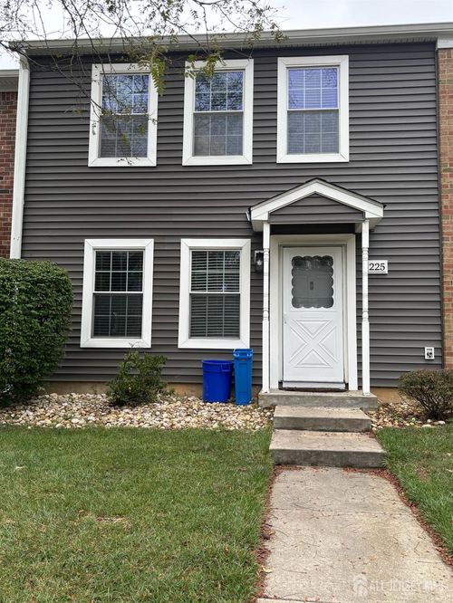 225 Constitution Cir, North Brunswick, NJ, 08902-3516 | Card Image