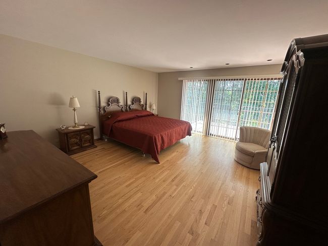 452 Hiawatha Trl, House other with 4 bedrooms, 3 bathrooms and 2 parking in Wood Dale IL | Image 6