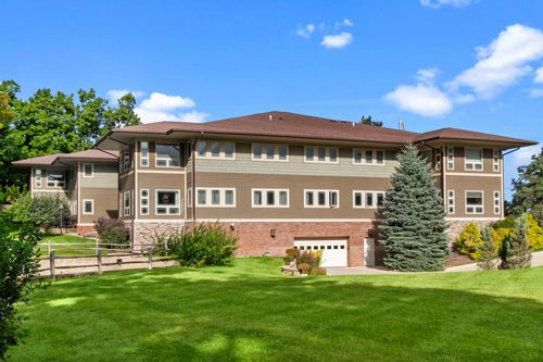 808-415 Wells Street, Lake Geneva, WI, 53147 | Card Image
