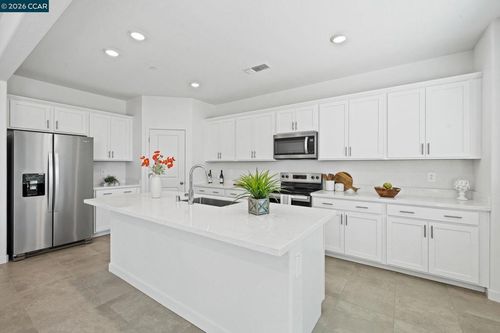 330 Viceroy, Brentwood, CA, 94513 | Card Image