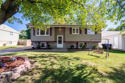 1311 Dogwood Ln, Bloomington, IL, 61704-2209 | Card Image