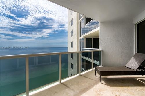 3406-19111 Collins Ave, Sunny Isles Beach, FL, 33160-2376 | Card Image