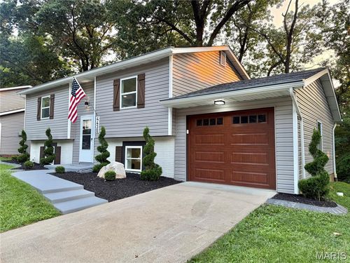 4430 Delta Queen Ln, Godfrey, IL, 62035-2018 | Card Image