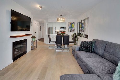 411-108 Esplanade Ave, North Vancouver, BC, V7M1A5 | Card Image