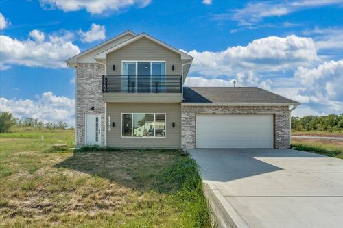 113 S Sycamore Dr, Valley Center, KS, 67147-1130 | Card Image