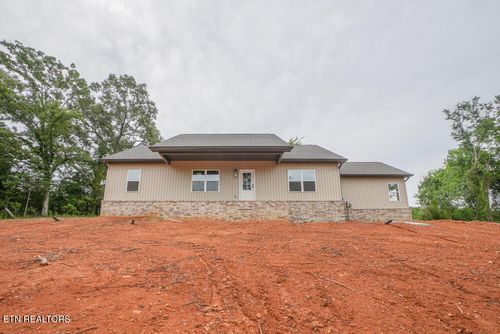 842 Pinebrooke Dr, Maryville, TN, 37801-1020 | Card Image