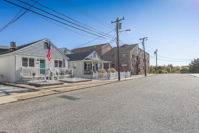 2 - 335 43rd St S Street, Condo with 1 bedrooms, 1 bathrooms and null parking in Brigantine NJ | Image 2