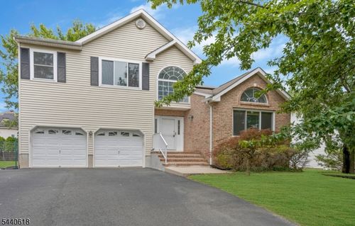 450 Vanderveer Rd, Bridgewater, NJ, 08807-2556 | Card Image