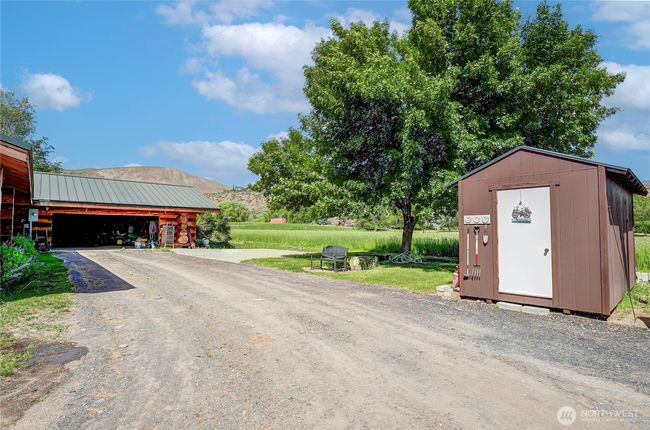 Storage shed | Image 29