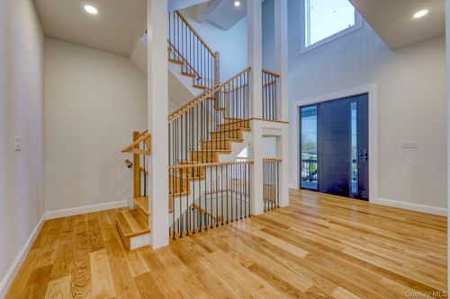 133 W Mombasha Rd, Monroe, NY, 10950-5325 | Card Image