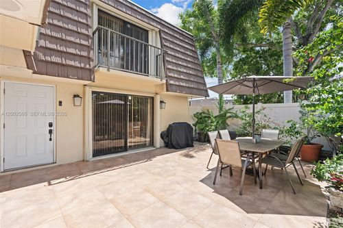 7124 71st Way, West Palm Beach, FL, 33407-6753 | Card Image