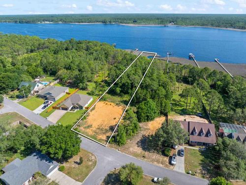 7956 Sleepy Bay Blvd, Navarre, FL, 32566-7955 | Card Image