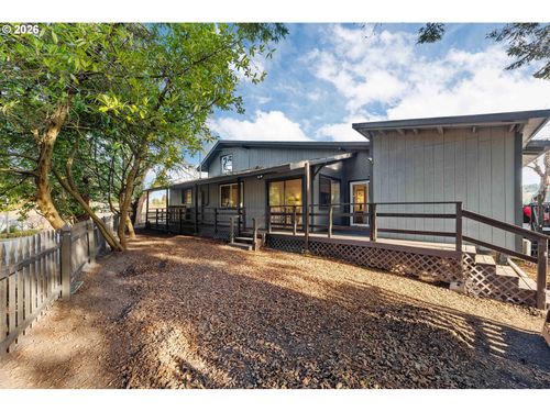 2130 Southwest Blvd, Coos Bay, OR, 97420-9218 | Card Image