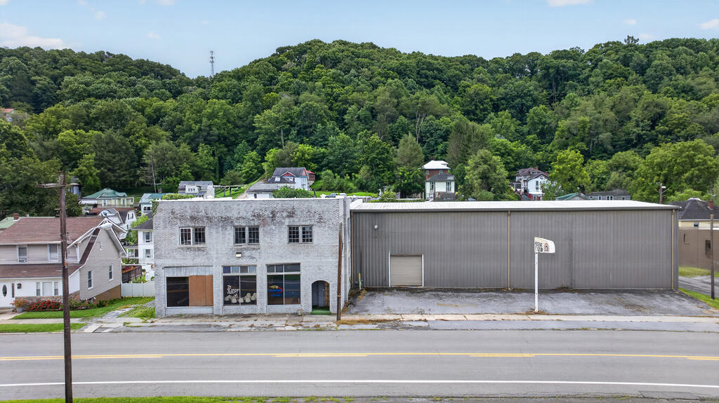 1611 Bluefield Ave, Bluefield, WV 24701