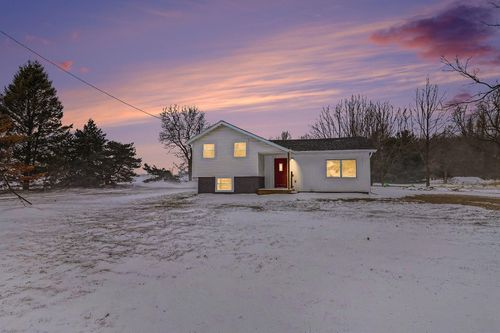3494 Covert Rd, Leslie, MI, 49251-9648 | Card Image