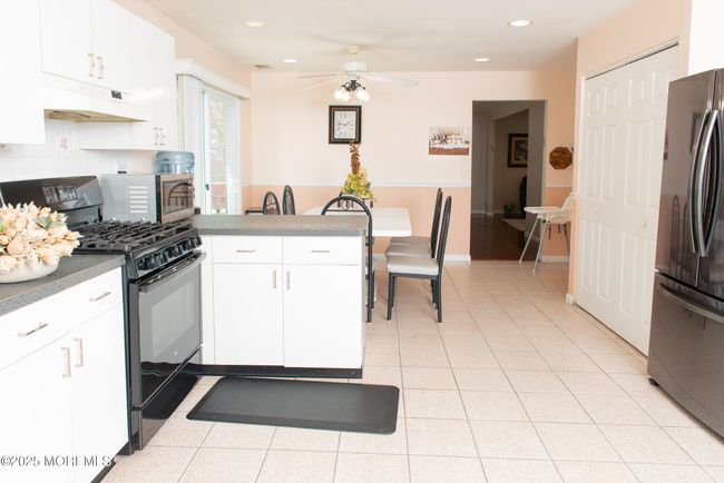 1150 Buckwald Ct, House other with 8 bedrooms, 5 bathrooms and null parking in Lakewood NJ | Image 6