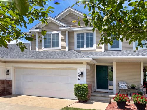 1406 Se Williams Ct, Waukee, IA, 50263-8364 | Card Image