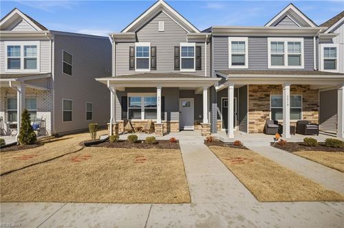 2017 Melbourne St, Newport News, VA, 23608-7777 | Card Image