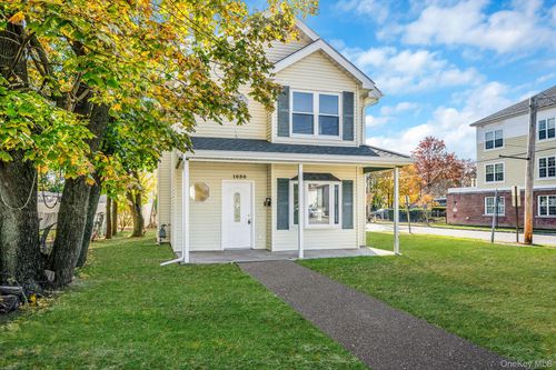 1030 Prospect Ave, Westbury, NY, 11590-4023 | Card Image