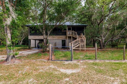 8056 Sw Horse Creek Rd, Arcadia, FL, 34266-3802 | Card Image