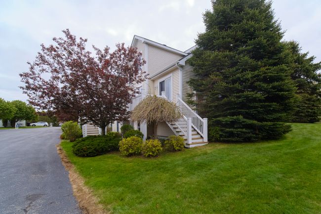 70 Spinnaker Dr, Condo with 2 bedrooms, 3 bathrooms and null parking in Manistee MI | Image 41