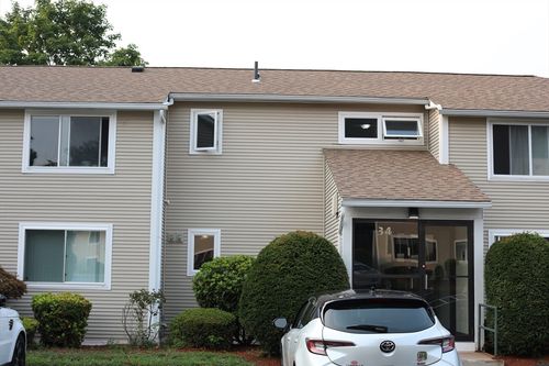 apt-a-34 Saint Kolbe Dr, Holyoke, MA, 01040-6702 | Card Image